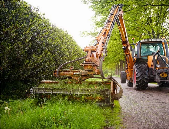Engin d’entretien mécanique d’espaces naturels de Côté Cigale
